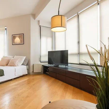 Muy Luminoso A 5 Min Del Centro De Lägenhet