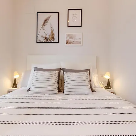 Lägenhet Muy Luminoso A 5 Min Del Centro De *