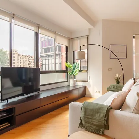 Muy Luminoso A 5 Min Del Centro De * Bilbao