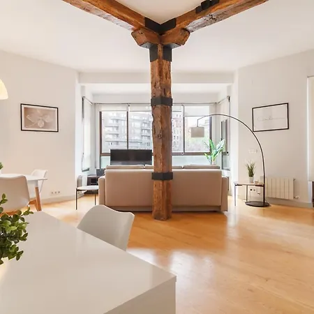 Muy Luminoso A 5 Min Del Centro De Lägenhet Bilbao